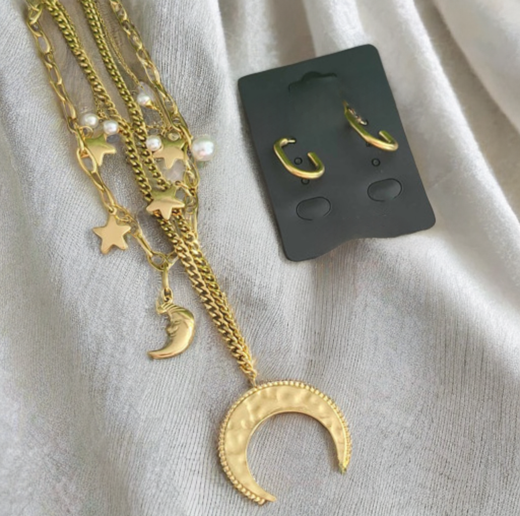 LUXE THREELAYERS NECKLACE SET - PEARL MOONLIGHT (GOLD)