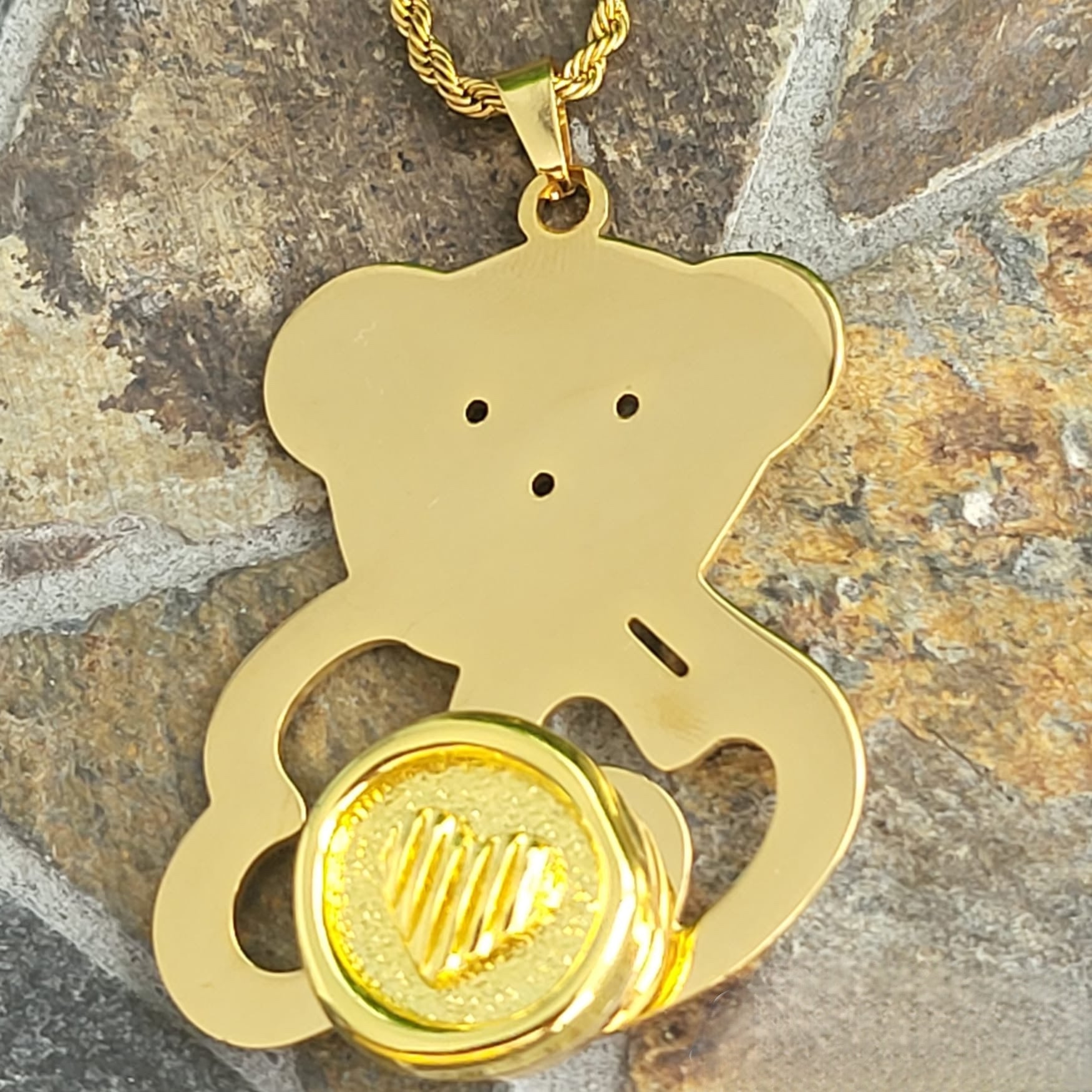 Luxe Bear Pendant - Gold