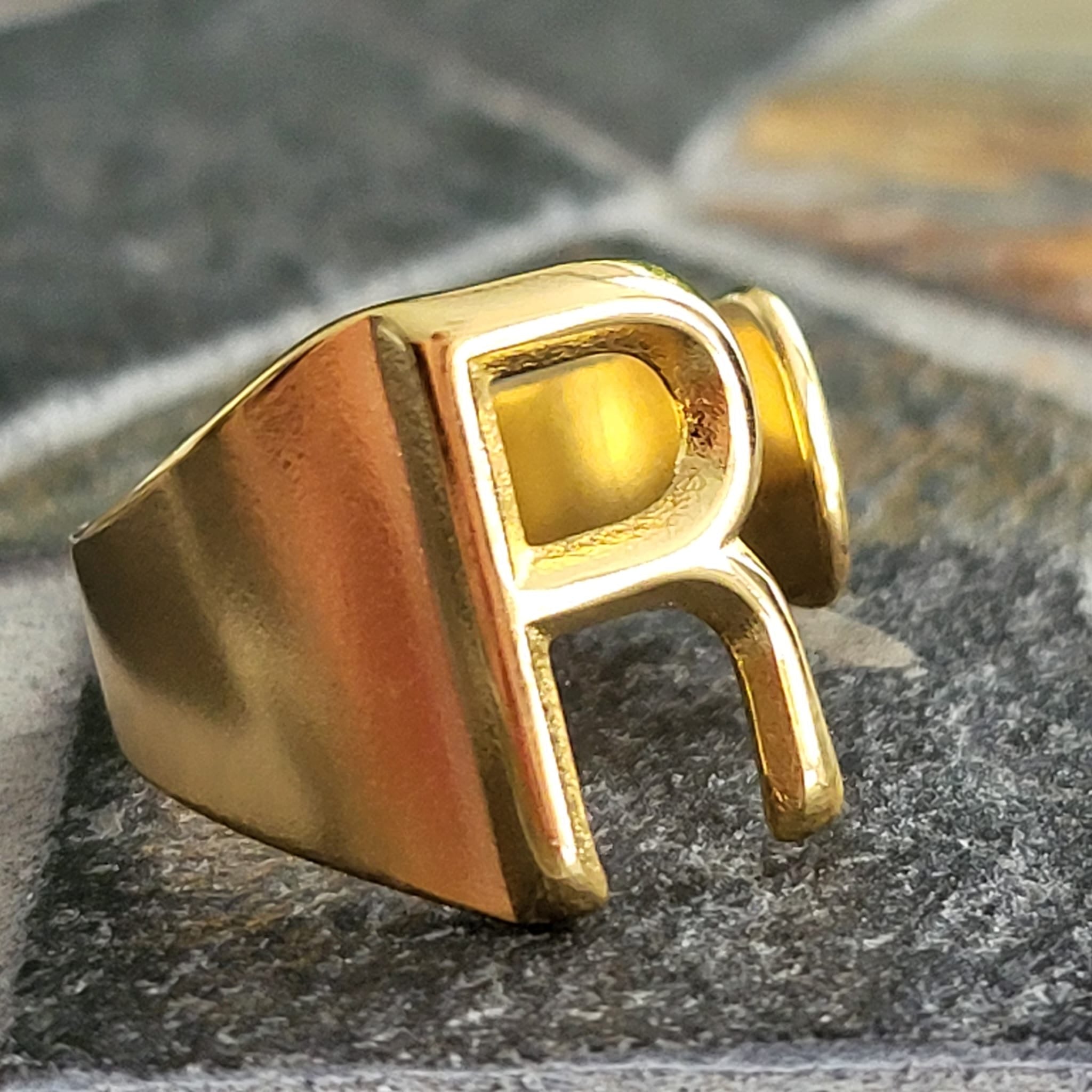 Luxe Ring - Initial- R