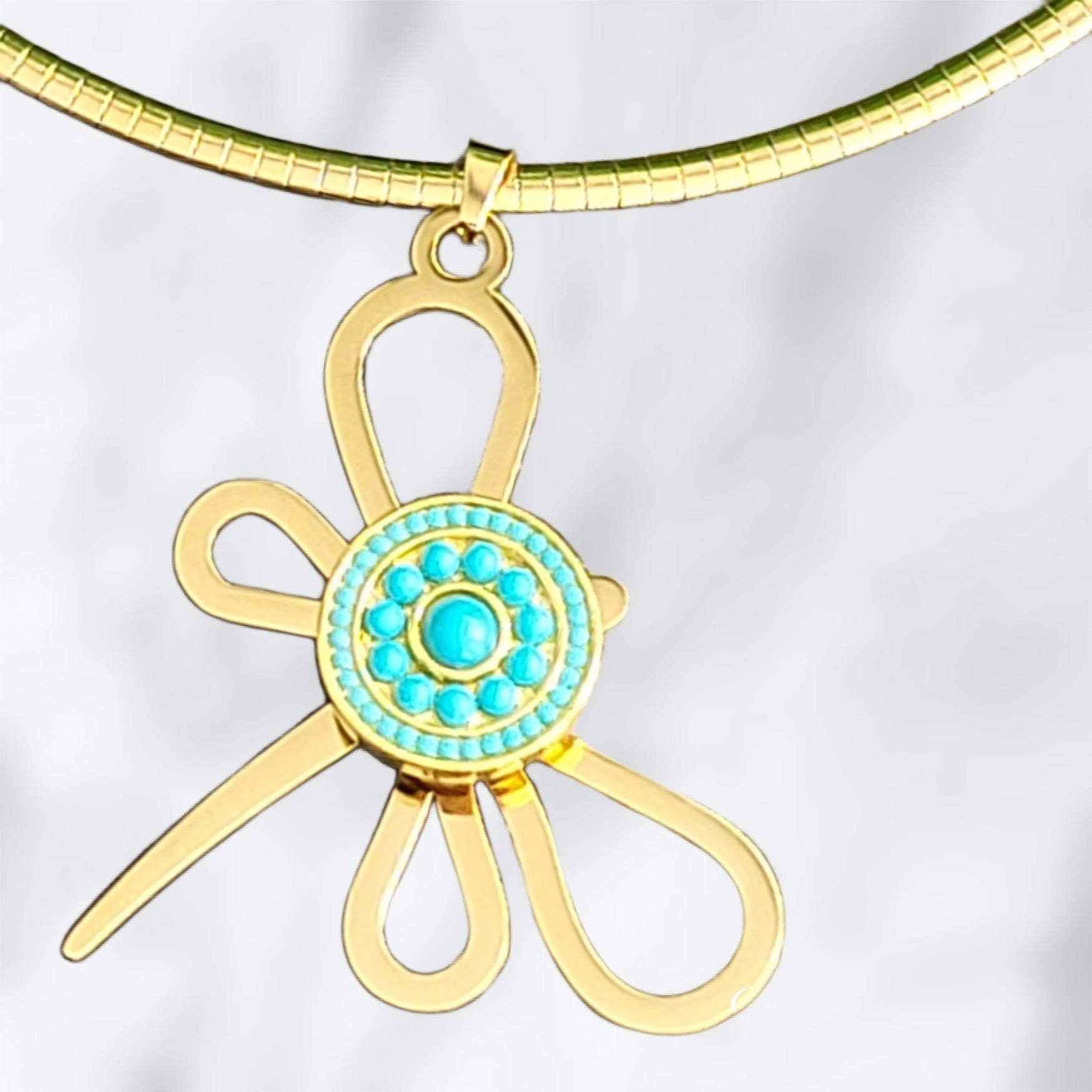 Luxe Dragonfly Pendant - Gold