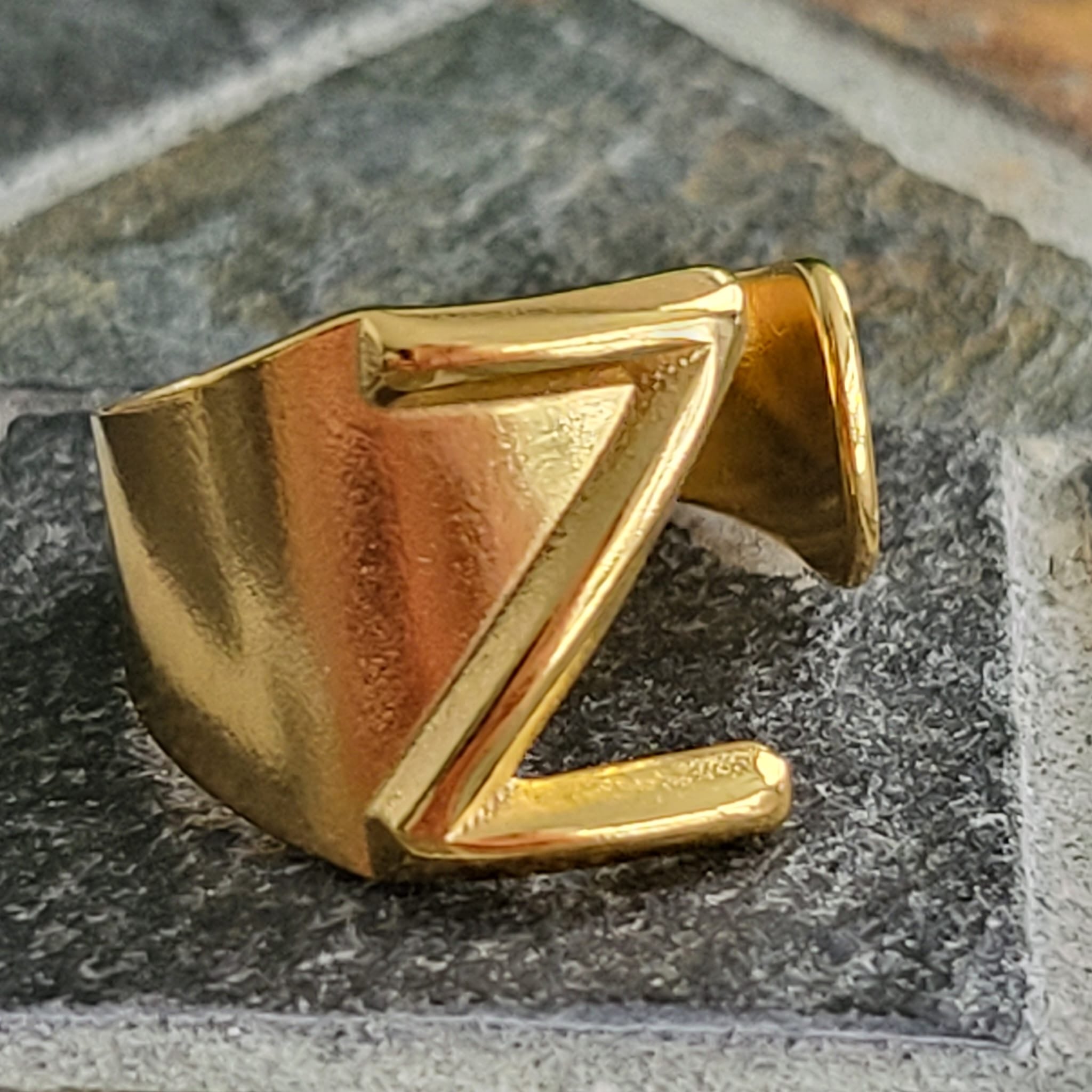 Luxe Ring - Initial- Z