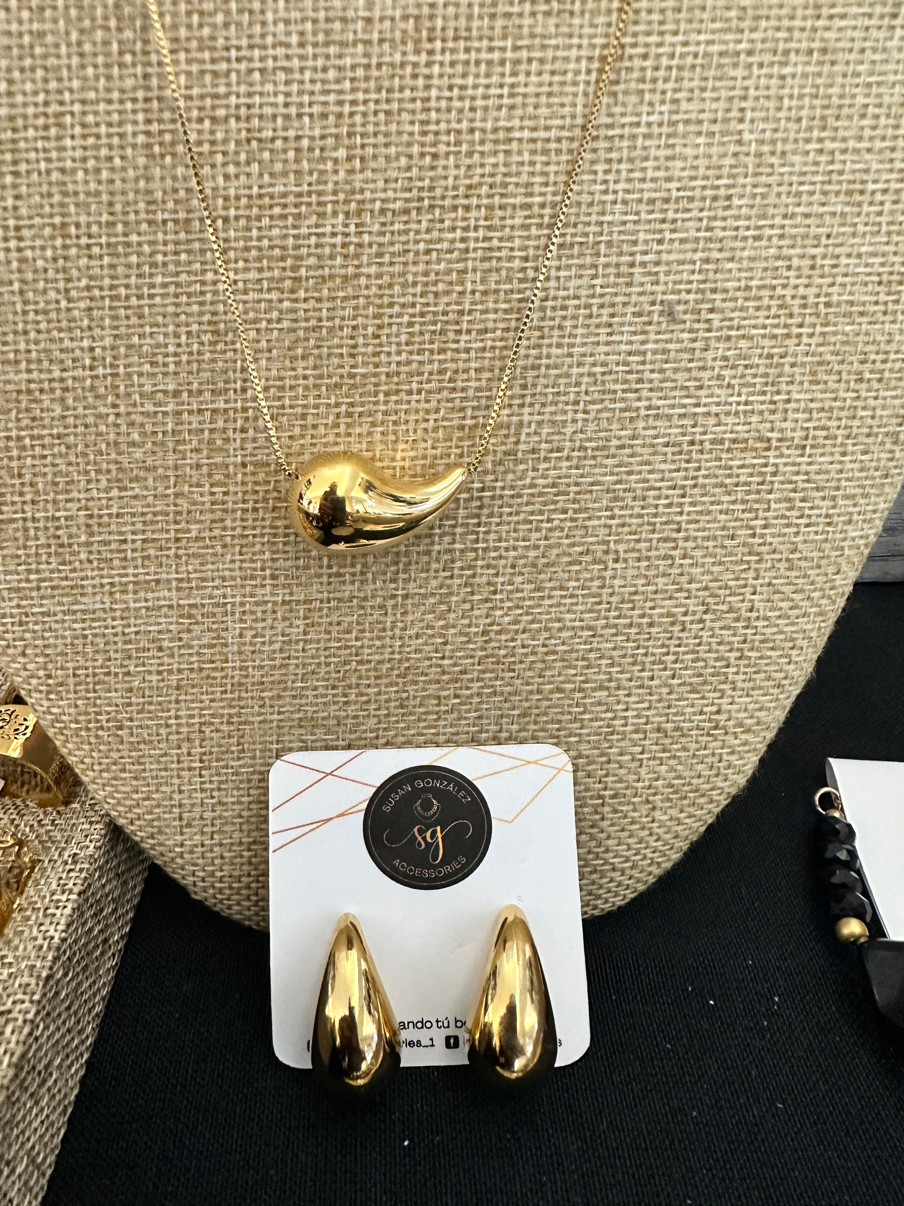 LUXE SS NECKLACE & EARRINGS SER - TEAR DROP (GOLD)