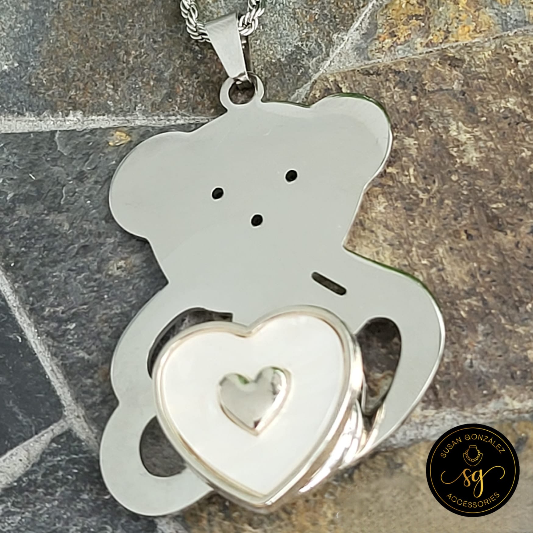 Luxe Bear Pendant - Silver