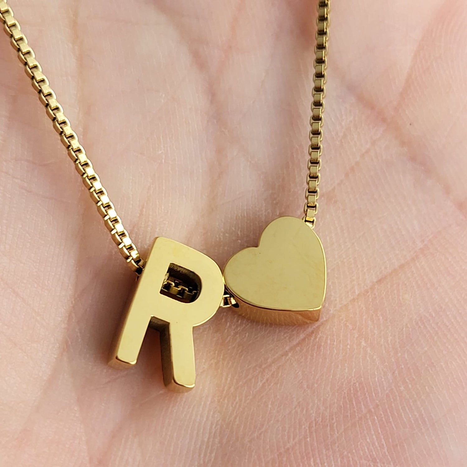 Necklace Initials Love - R