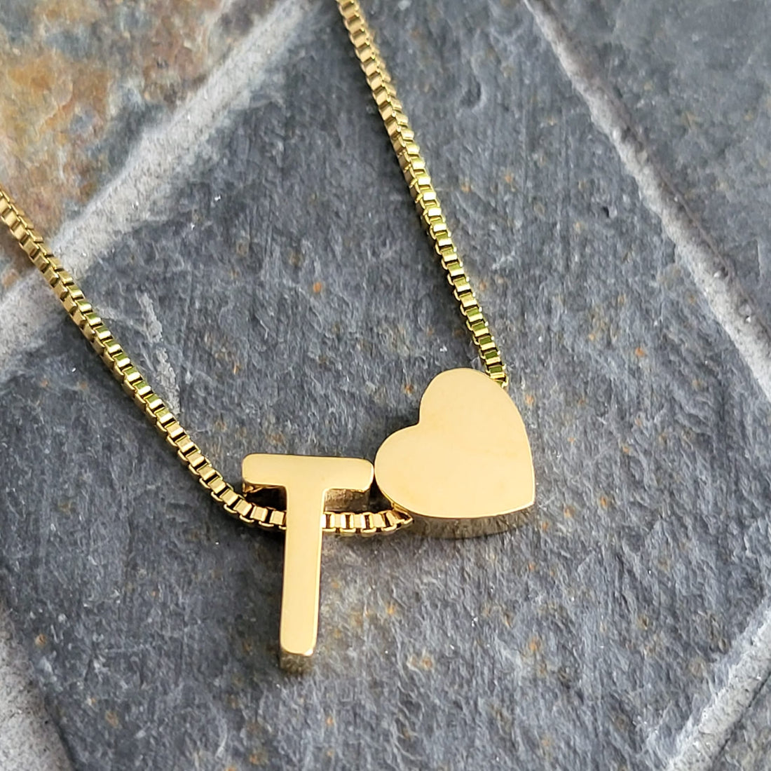 Necklace Initials Love - T