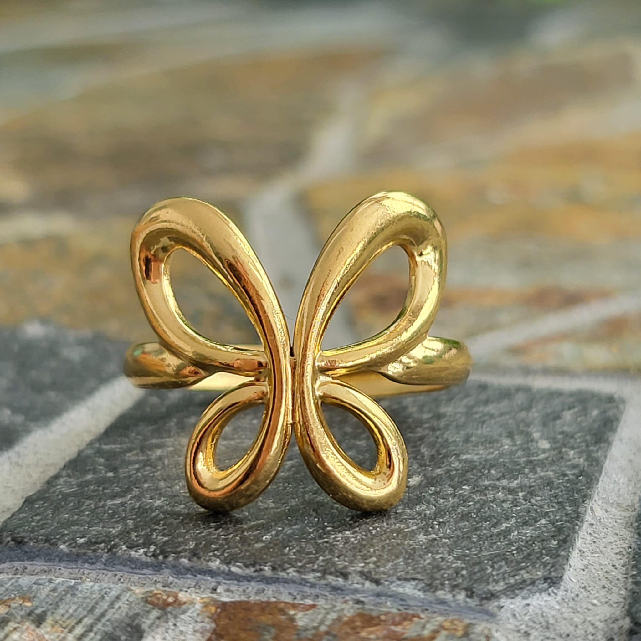 Luxe Ring - Spring Butterfly Ring - Adjustable - (gold)