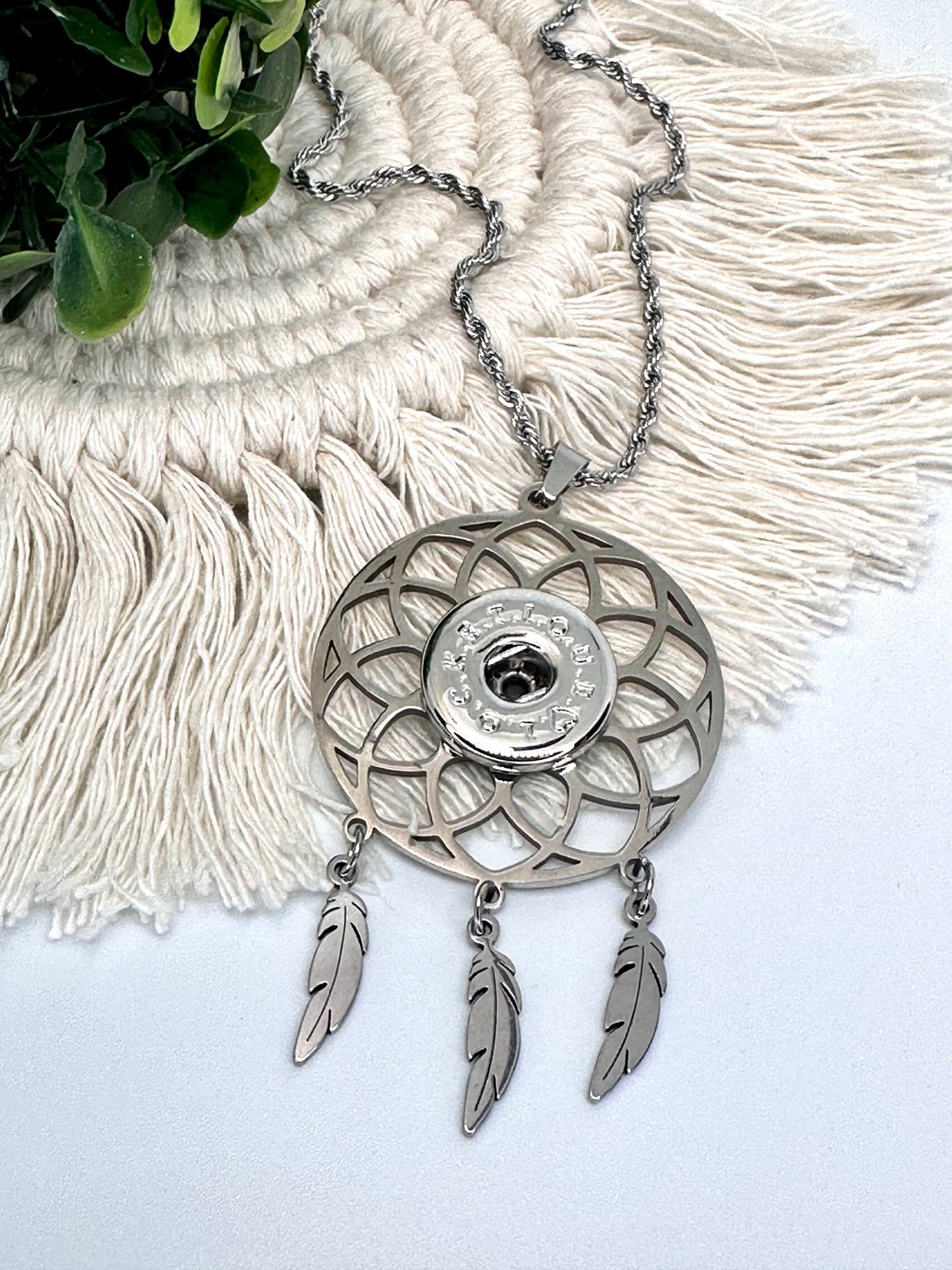 Luxe Pendant - Dream Catcher