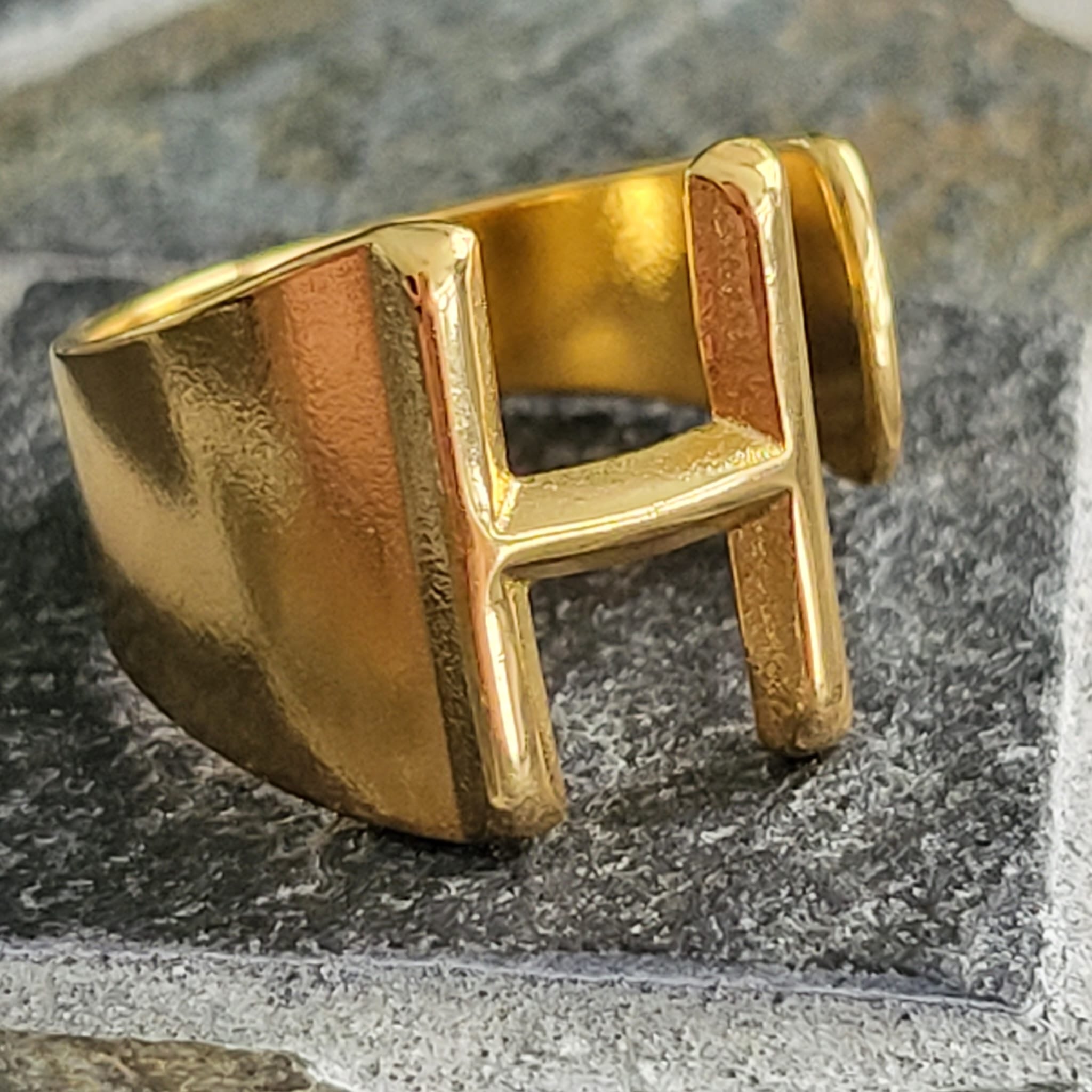 Luxe Ring - Initial- H