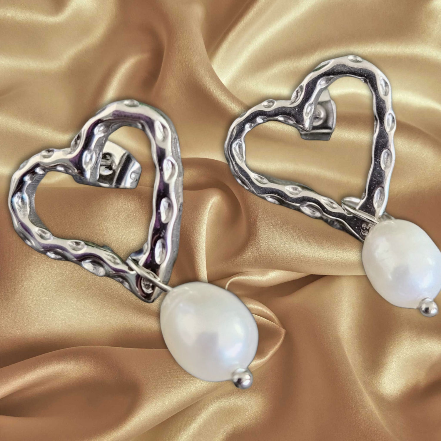 EARRINGS LUXE SS - HEART PEARLS (SILVER)