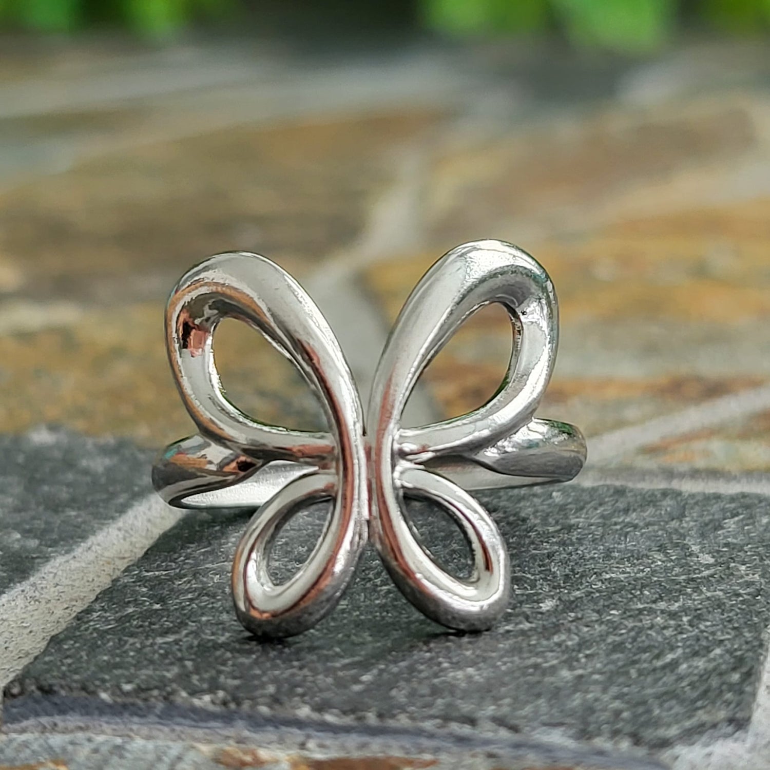 Luxe Ring - Spring Butterfly Ring - Adjustable - (silver)