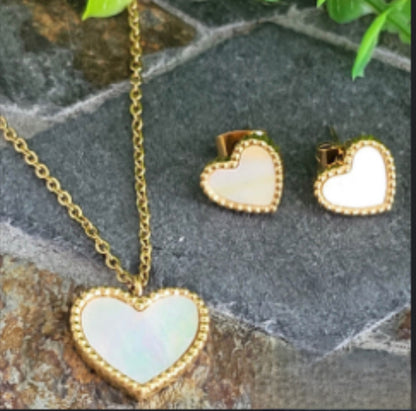 Mimis Necklace Set Nacar Heart