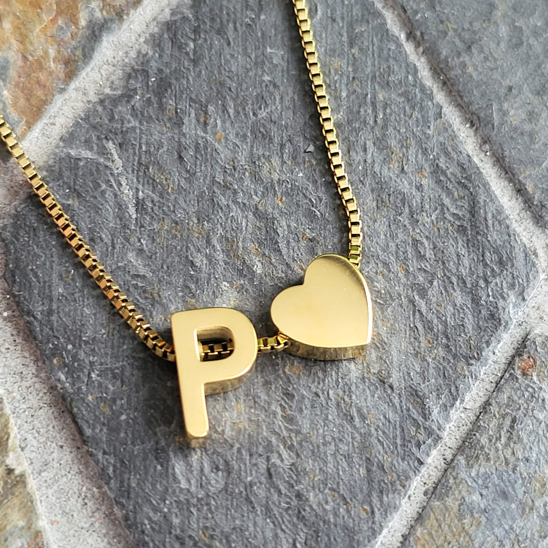 Necklace Initials Love - P
