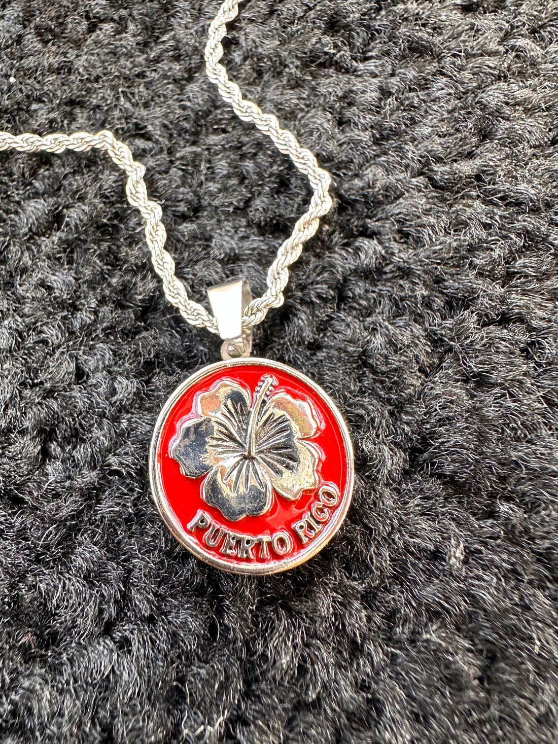 Flor de Maga Pendant