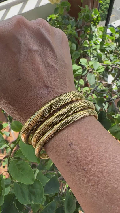 Chic Gold Bracelets Set