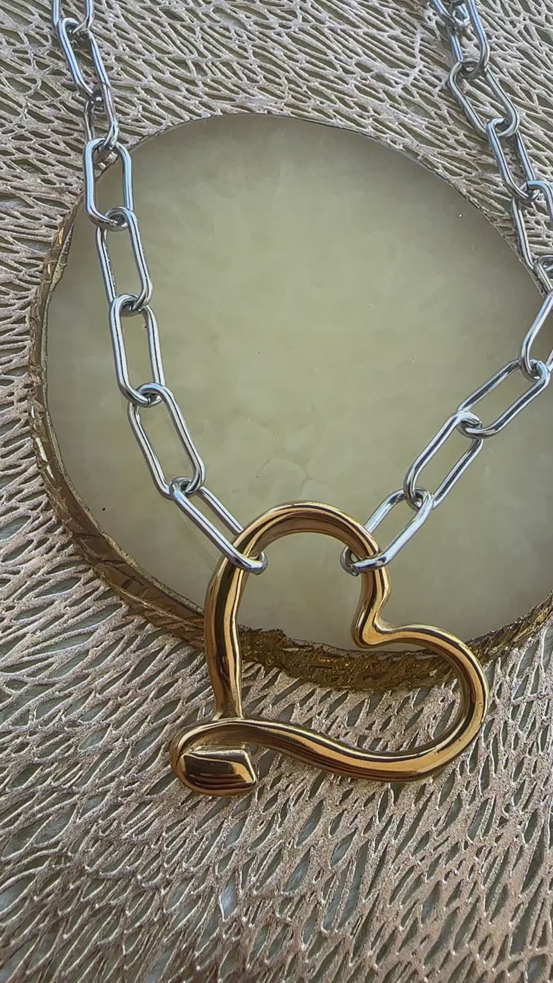 LUXE SS NECKLACE SET- EMBRACE HEART